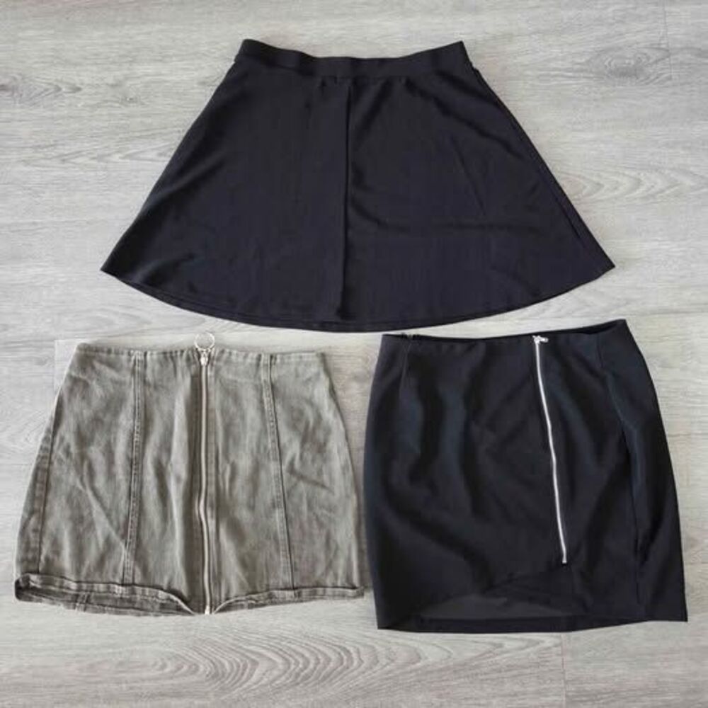 Lots of 3 SHEIN Zip Mini L + Heart & Hips Ribbed Skirt + Chloe K Denim Zip
